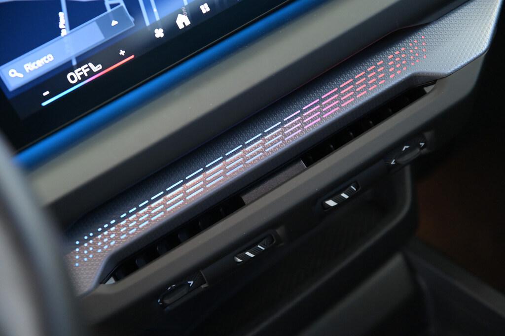 BMW Serie 1 120 48V auto