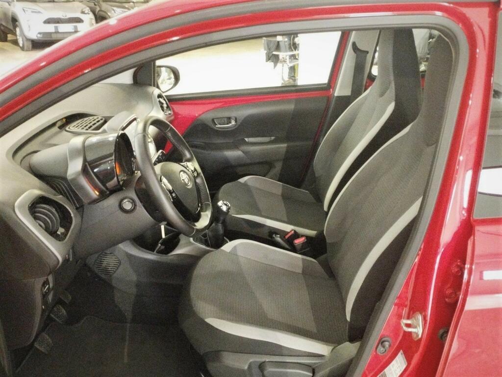 Toyota Aygo 5p 1.0 x-business 72cv