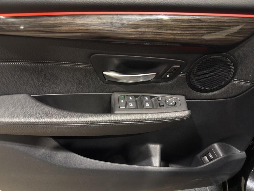 BMW Serie 2 216d Active Tourer Luxury auto