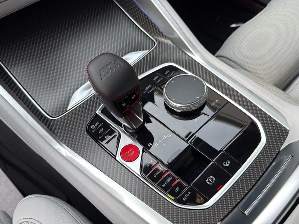 BMW XM 4.4 steptronic