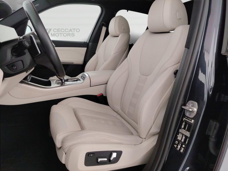 BMW X5 xdrive30d mhev 48V Msport auto