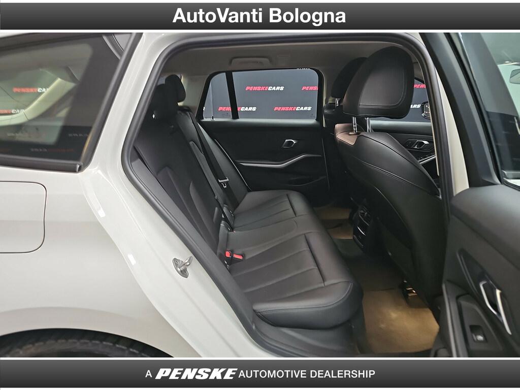 BMW Serie 3 320d Touring mhev 48V xdrive auto