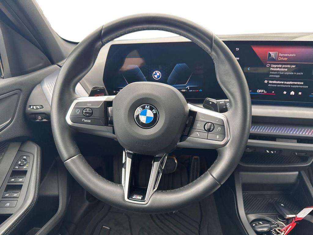 BMW Serie 1 120 48V MSport auto