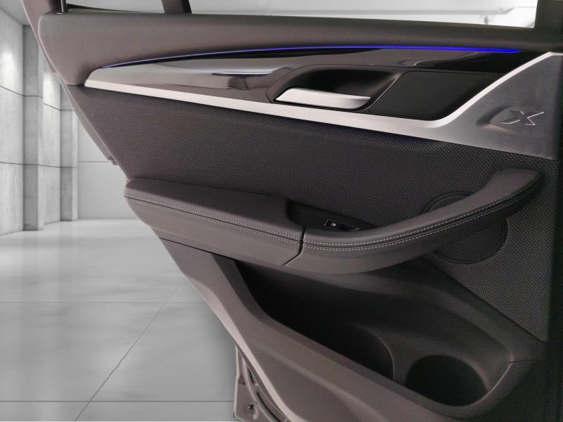 BMW X3 xdrive20d mhev 48V xLine auto