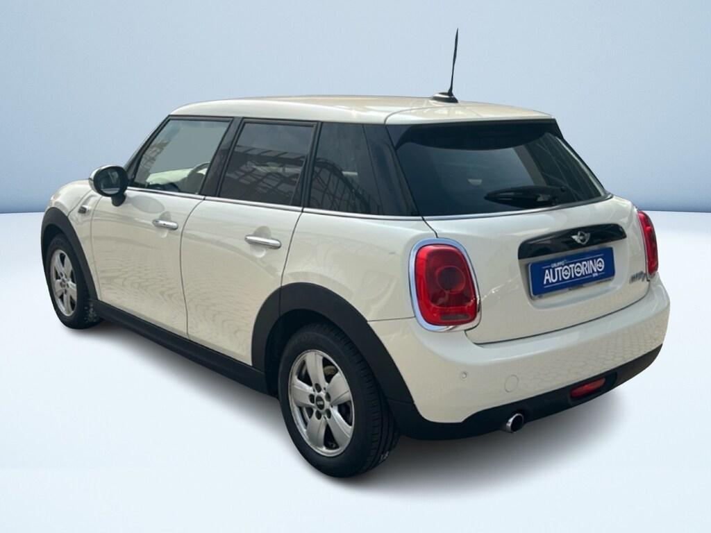 Mini Cooper D 1.5 D Cooper D Auto