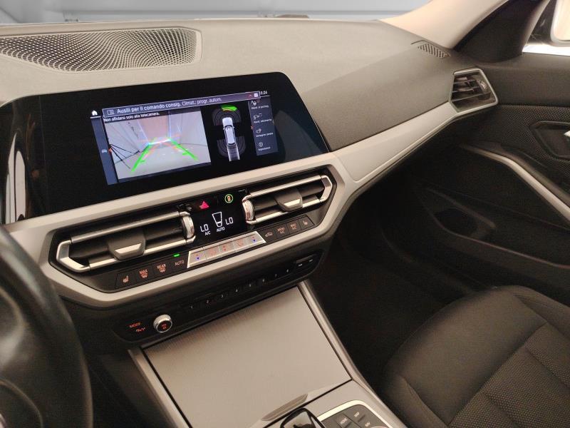 BMW Serie 3 320d Touring mhev 48V xdrive Business Advantage auto