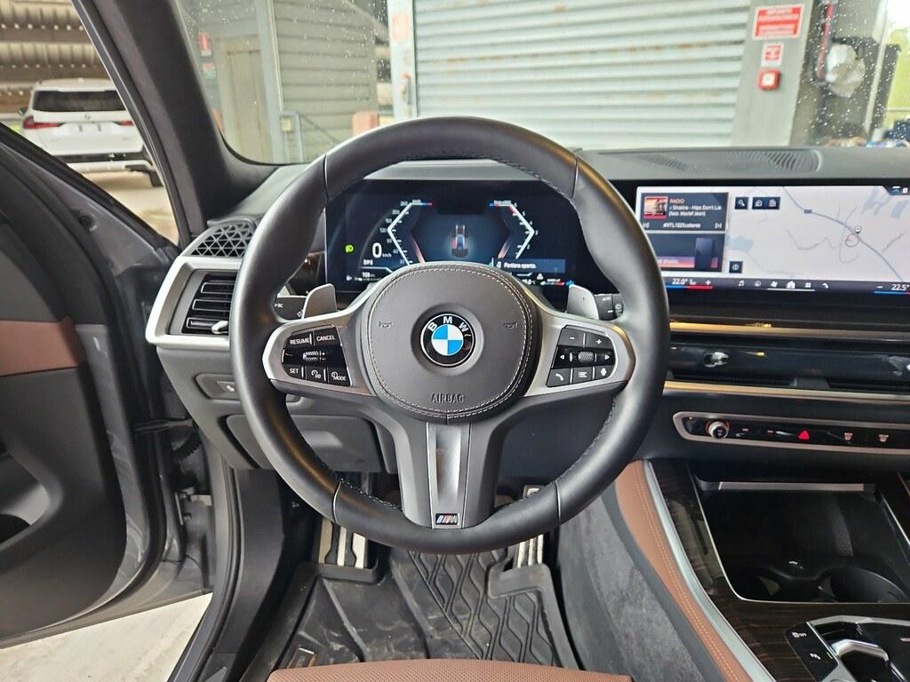 BMW X5 xdrive40d mhev 48V Msport auto