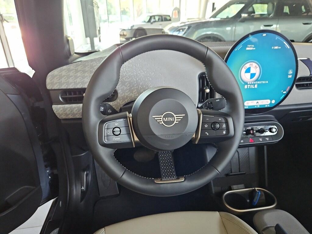 Mini Mini Cooper Cabrio 2.0 S Favoured auto