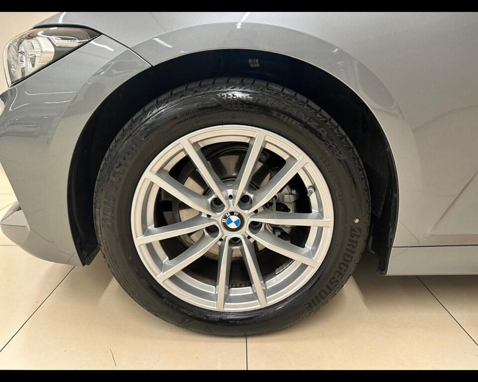 BMW Serie 3 318d Touring mhev 48V auto