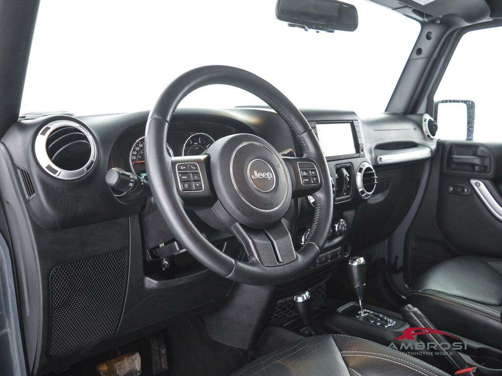 Jeep Wrangler Unlimited 2.8 crd Sahara auto E5+