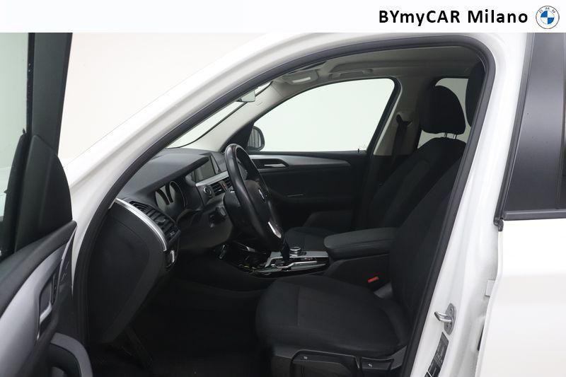 BMW X3 xdrive20i Business Advantage 184cv auto