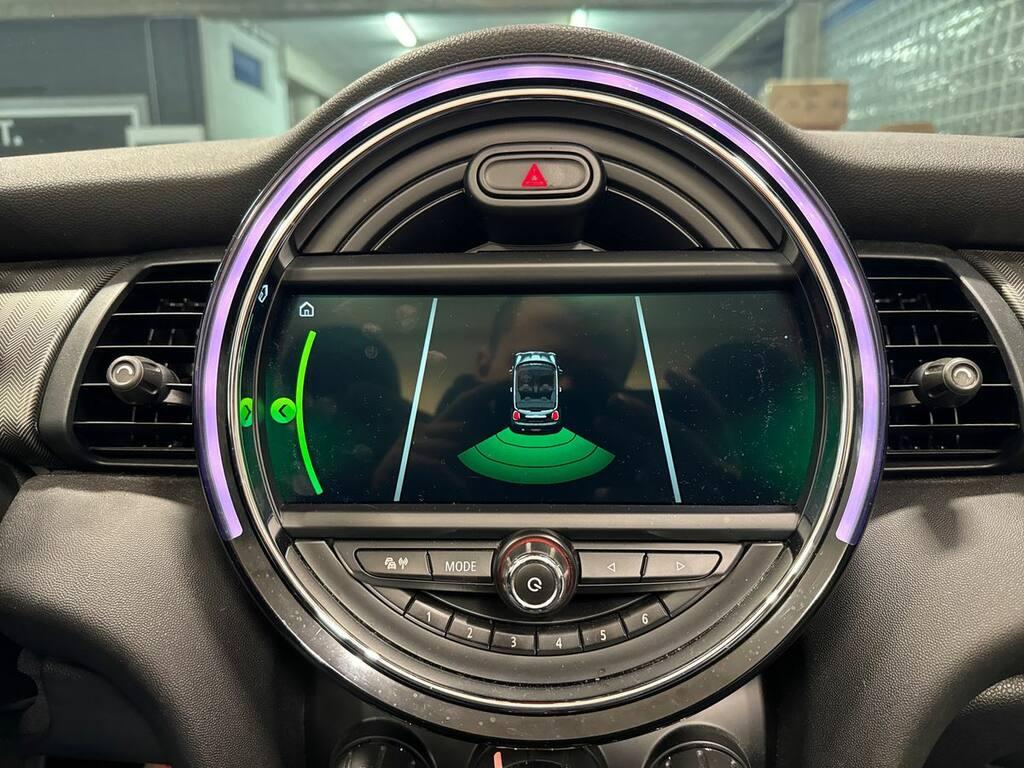 Mini Cooper D Cabrio 1.5 Cooper D Hype Auto