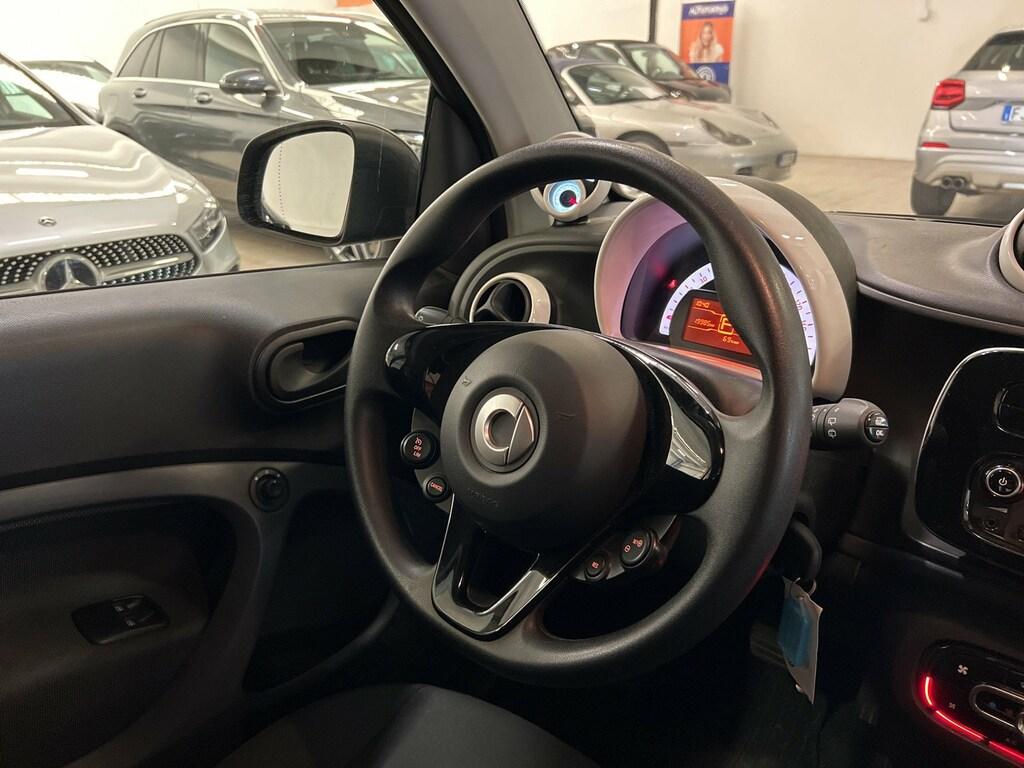 Smart fortwo eq Pure 22kW