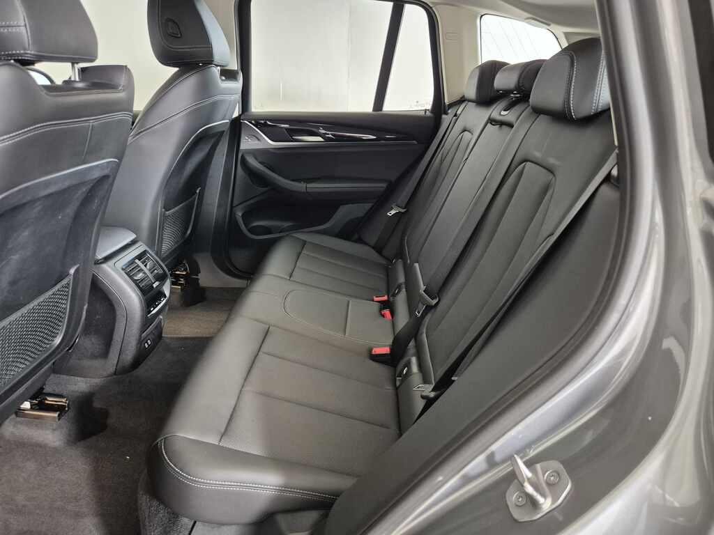 BMW X3 xdrive20d mhev 48V auto