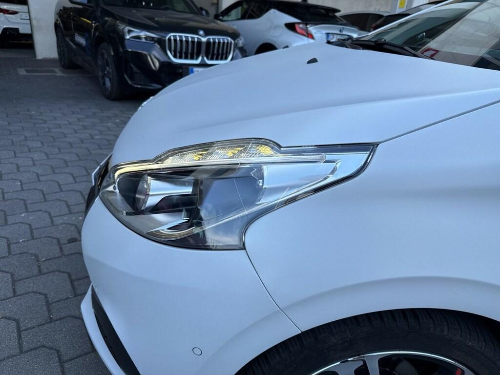 Peugeot 208 1.6 bluehdi GT Line 100cv 5p