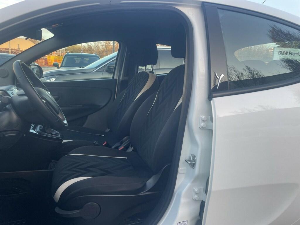 Lancia Ypsilon 1.2 Gold 69cv my16