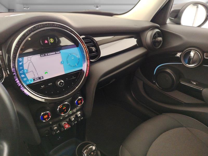 Mini Cooper 1.5 TwinPower Turbo Cooper Business DCT