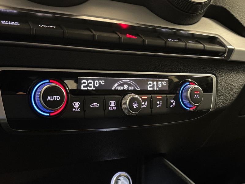 Audi Q2 30 1.6 tdi Identity Black s-tronic