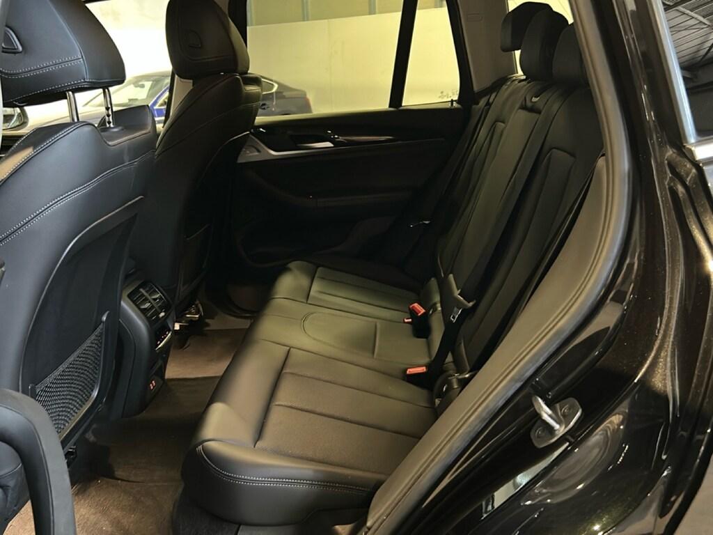 BMW X3 xdrive20d mhev 48V auto