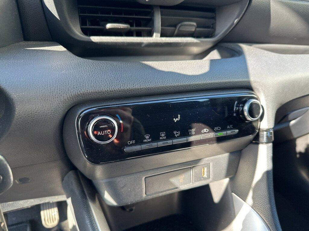 Toyota Yaris 1.5 hybrid Trend