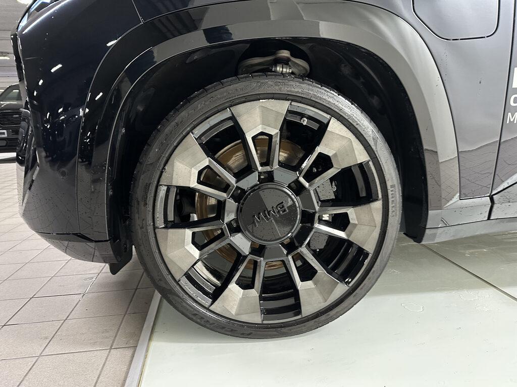 BMW XM 4.4 steptronic