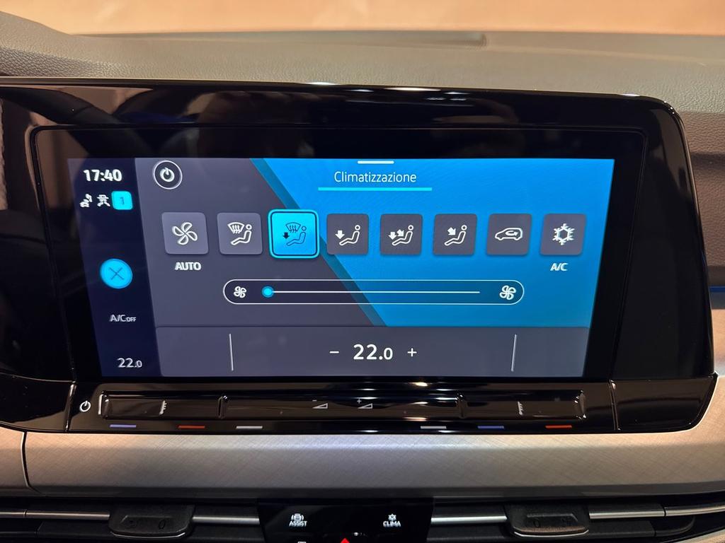 Volkswagen Golf 1.5 tgi Life 130cv