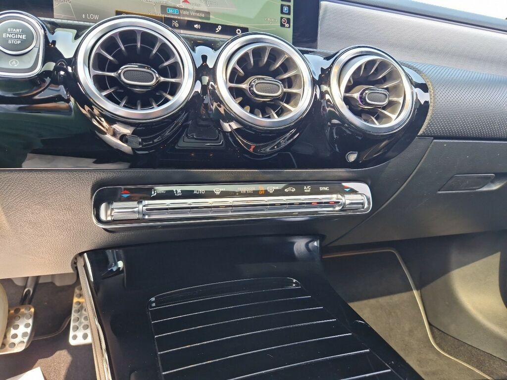 Mercedes Classe A 180 d Premium Night edition auto