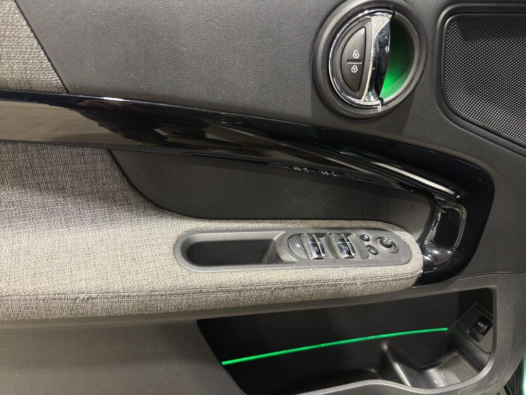 Mini Cooper D Countryman 2.0 TwinPower Turbo Cooper D Business Steptronic