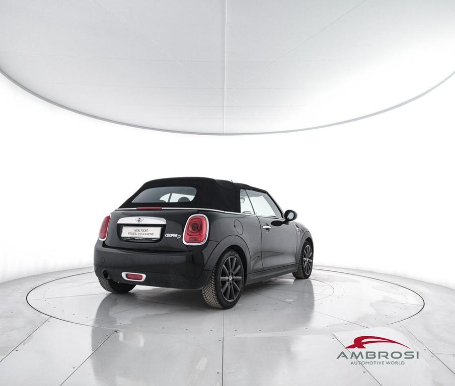 Mini Cooper D Cabrio 1.5 Cooper D