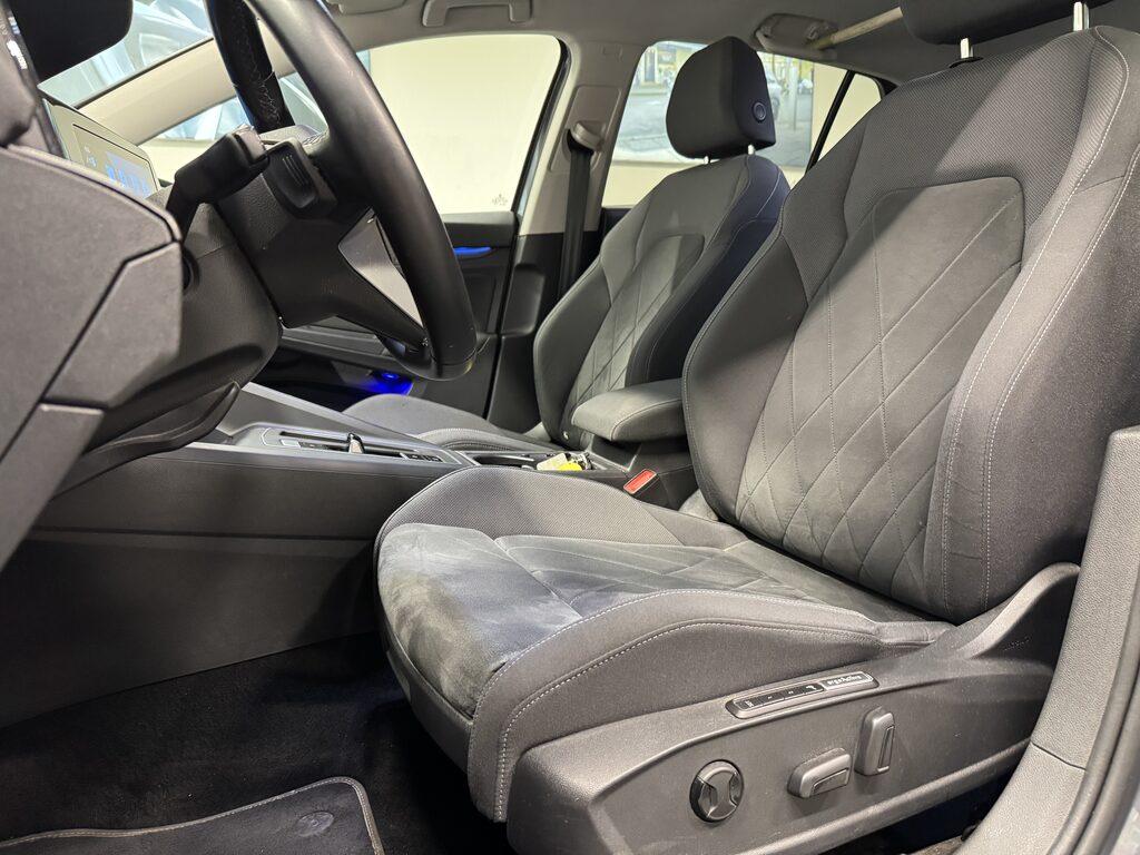 Volkswagen Golf 2.0 tdi scr Style 150cv dsg