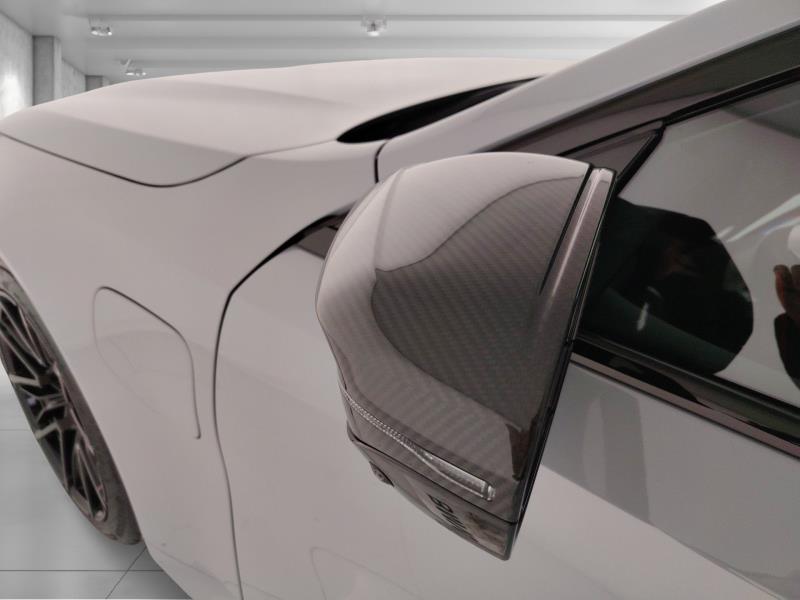 BMW M5 Touring 4.4 727cv auto