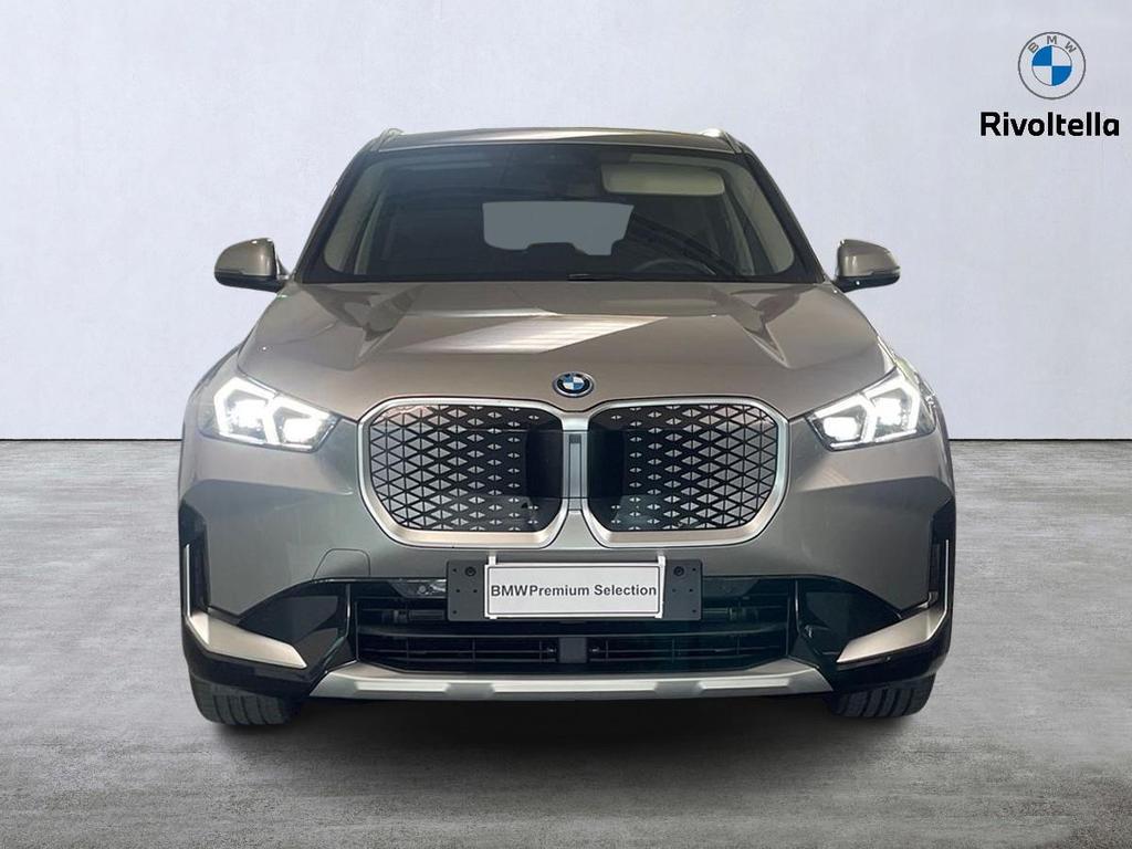BMW iX1 edrive 20 X-Line