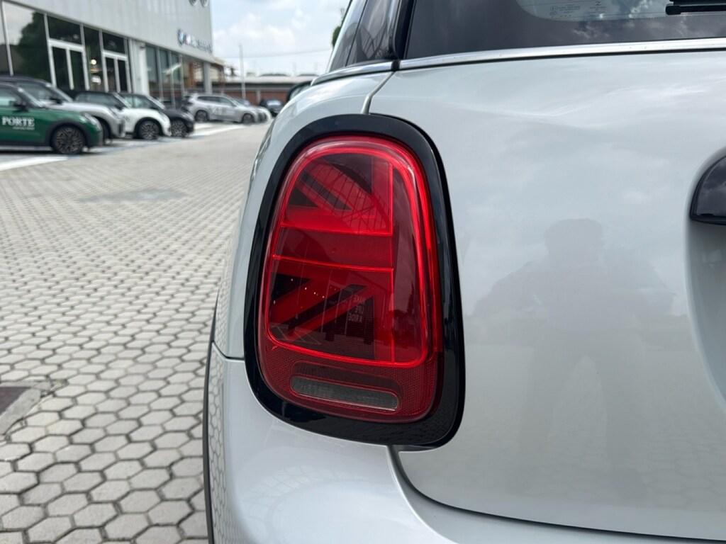 Mini Cooper 1.5 TwinPower Turbo Cooper Business DCT