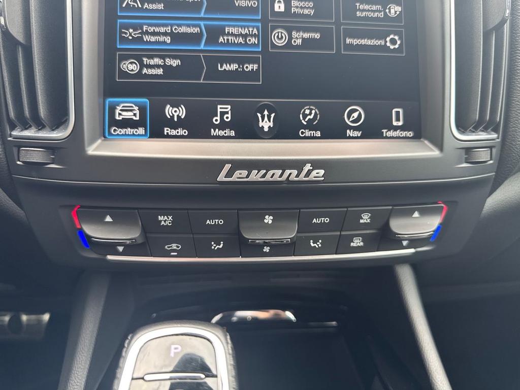 Maserati Levante 3.0 V6 Gransport 250cv auto my20