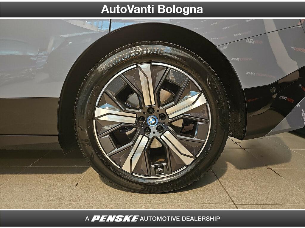 BMW iX xdrive50 pacchetto sportivo