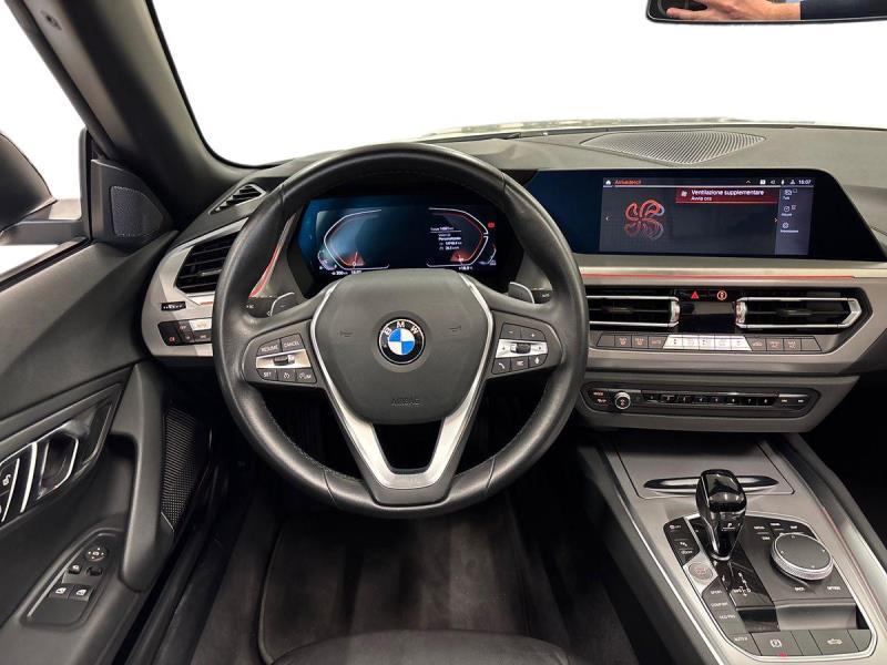 BMW Z4 sdrive 20i auto
