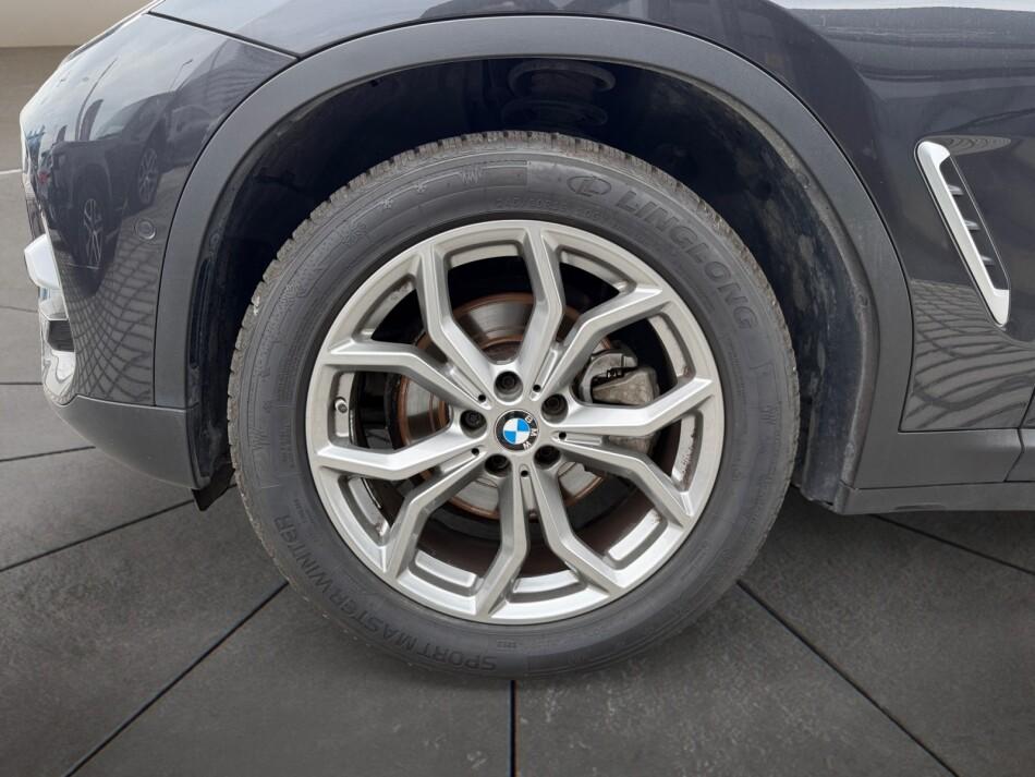 BMW X3 xdrive20d mhev 48V xLine auto