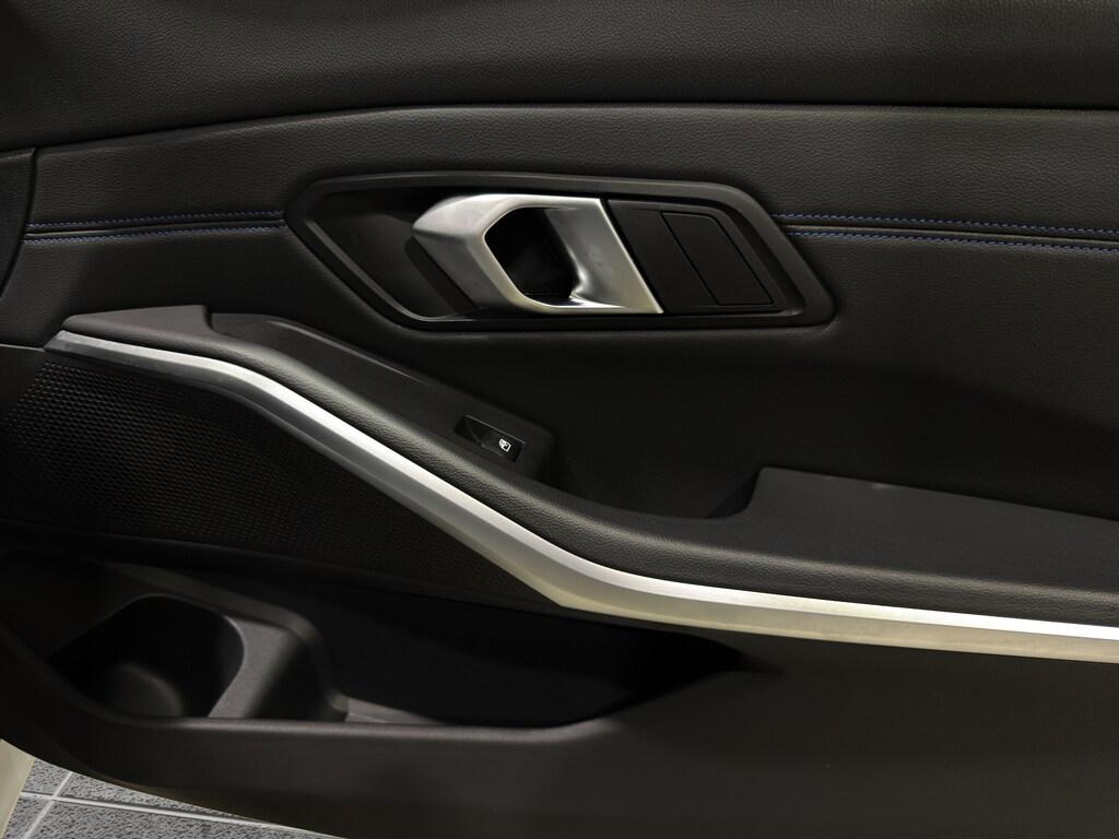 BMW Serie 3 320d Touring mhev 48V xdrive M Sport Pro auto