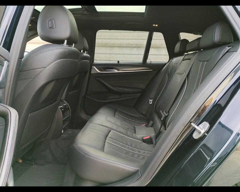 BMW Serie 5 520d Touring mhev 48V xdrive Msport auto