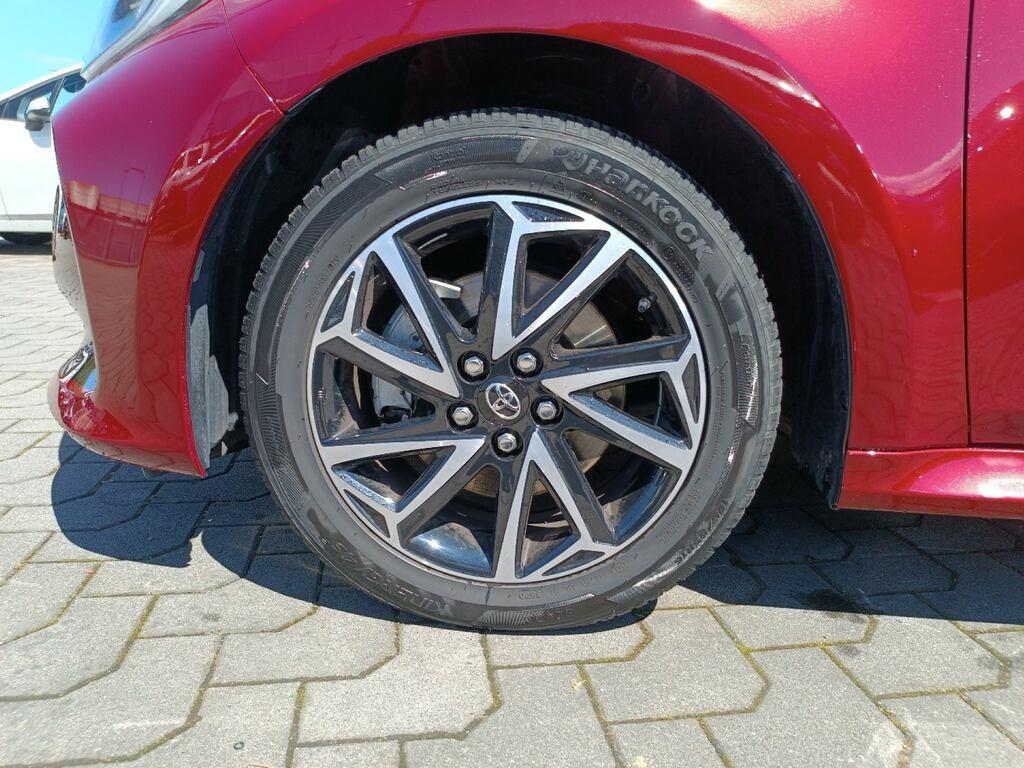Toyota Yaris 1.5 hybrid Trend