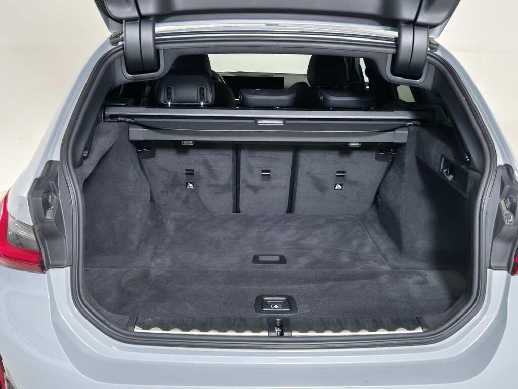 BMW Serie 3 318d Touring mhev 48V Msport auto