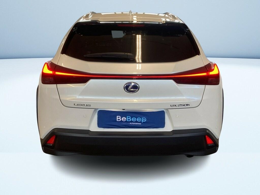 Lexus UX 250h Premium 4wd cvt