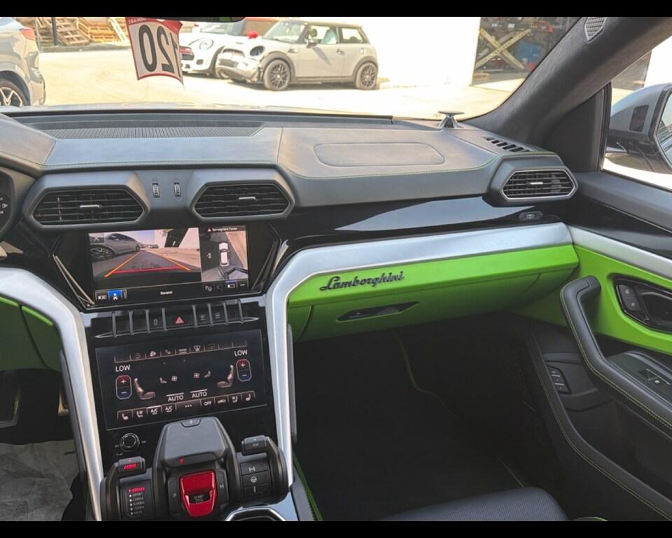 Lamborghini Urus 4.0 V8 auto