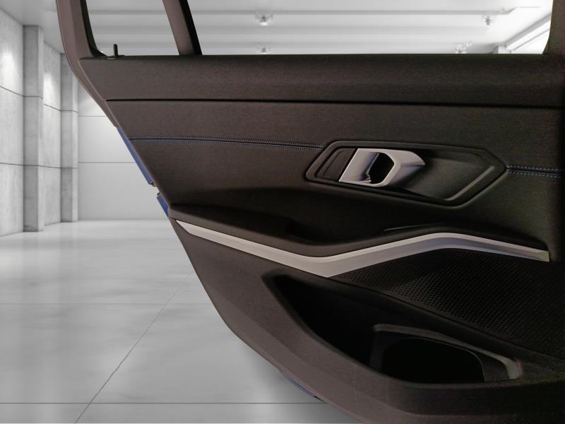 BMW Serie 3 320d Touring mhev 48V Msport xdrive auto