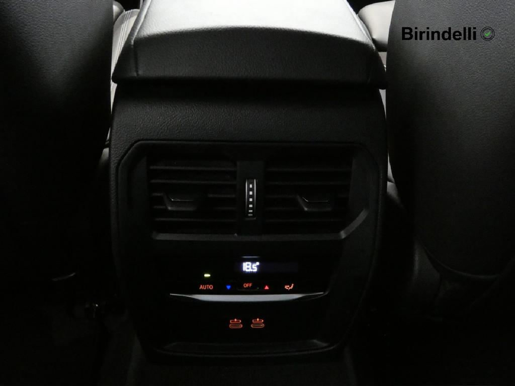BMW Serie 3 320d Touring mhev 48V Msport xdrive auto