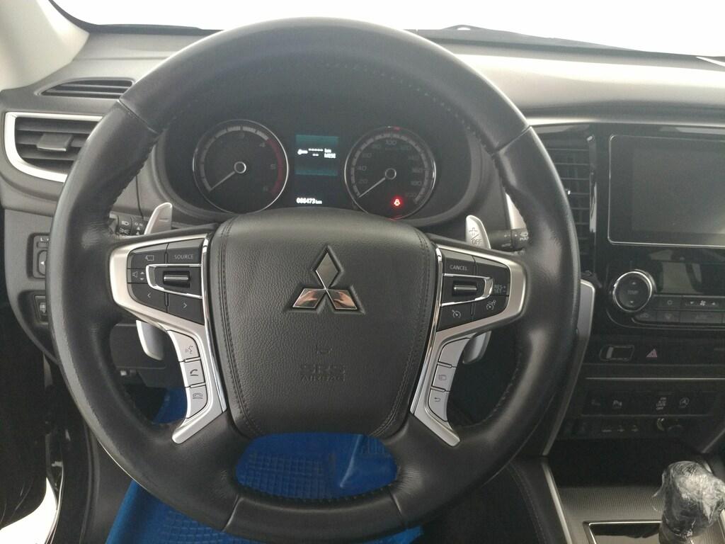 Mitsubishi L200 d.cab 2.3d Intense 4wd 150cv auto