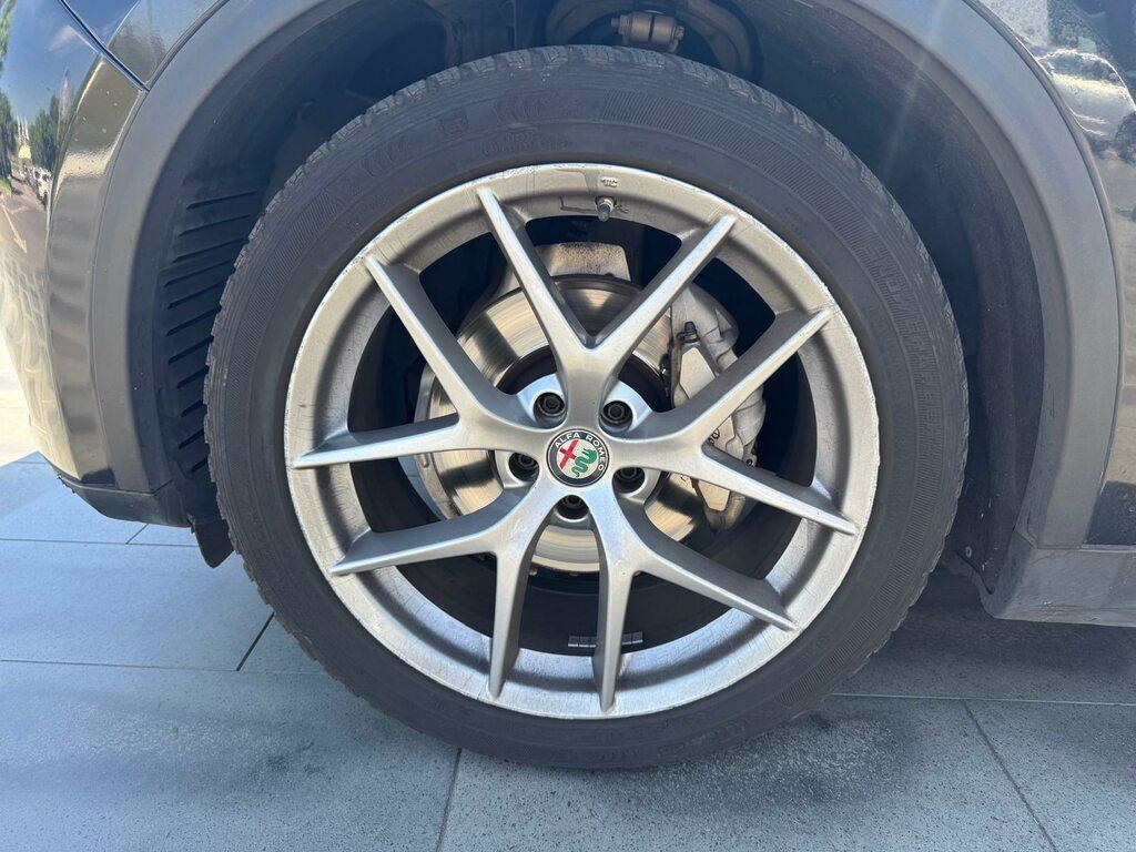 Alfa Romeo Stelvio 2.2 t Super rwd 180cv auto