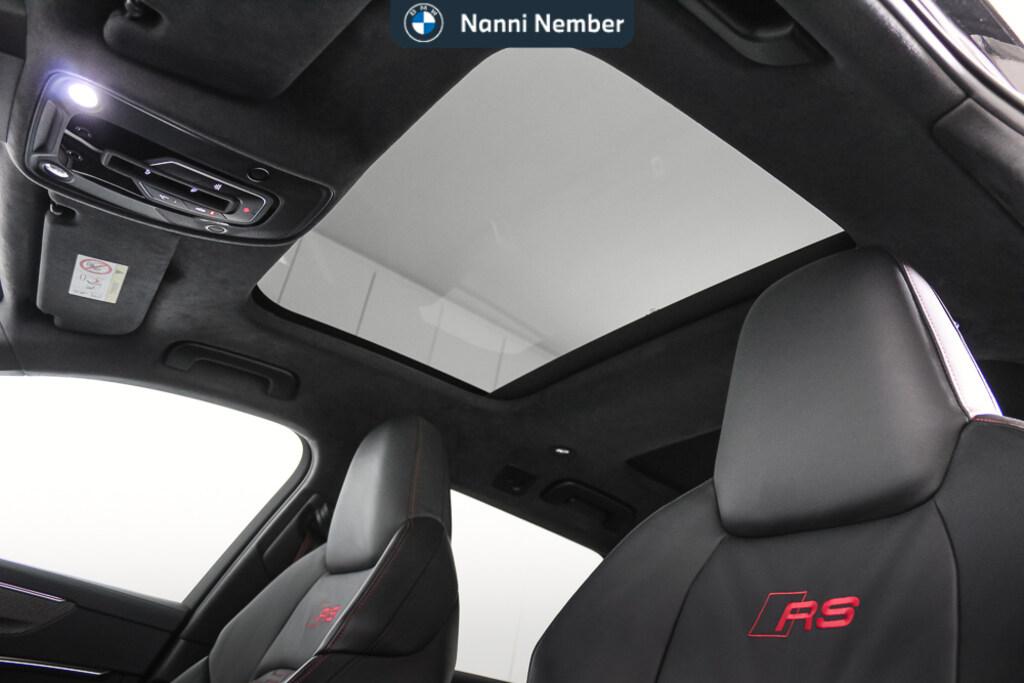 Audi RS6 Avant 4.0 mhev performance quattro tiptronic