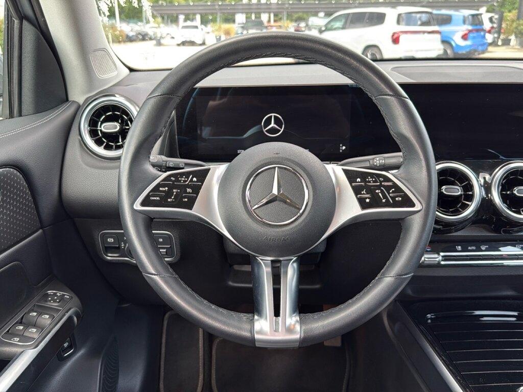Mercedes GLB 180 d Progressive Advanced auto