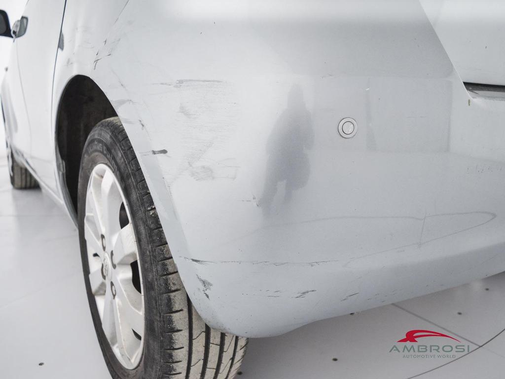 Toyota Yaris 1.3 Sol 5p